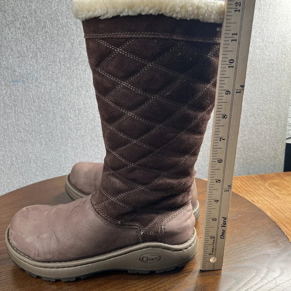 Chaco Arbora Boots Women's‎ 6 Brown Leather Quilted Shearling Waterproof Winter